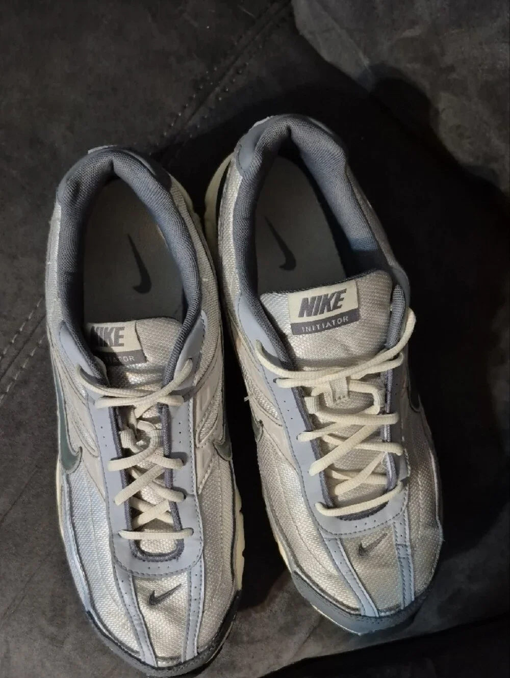Nike Men’s Silver and Gray Athletic Running Sneakers